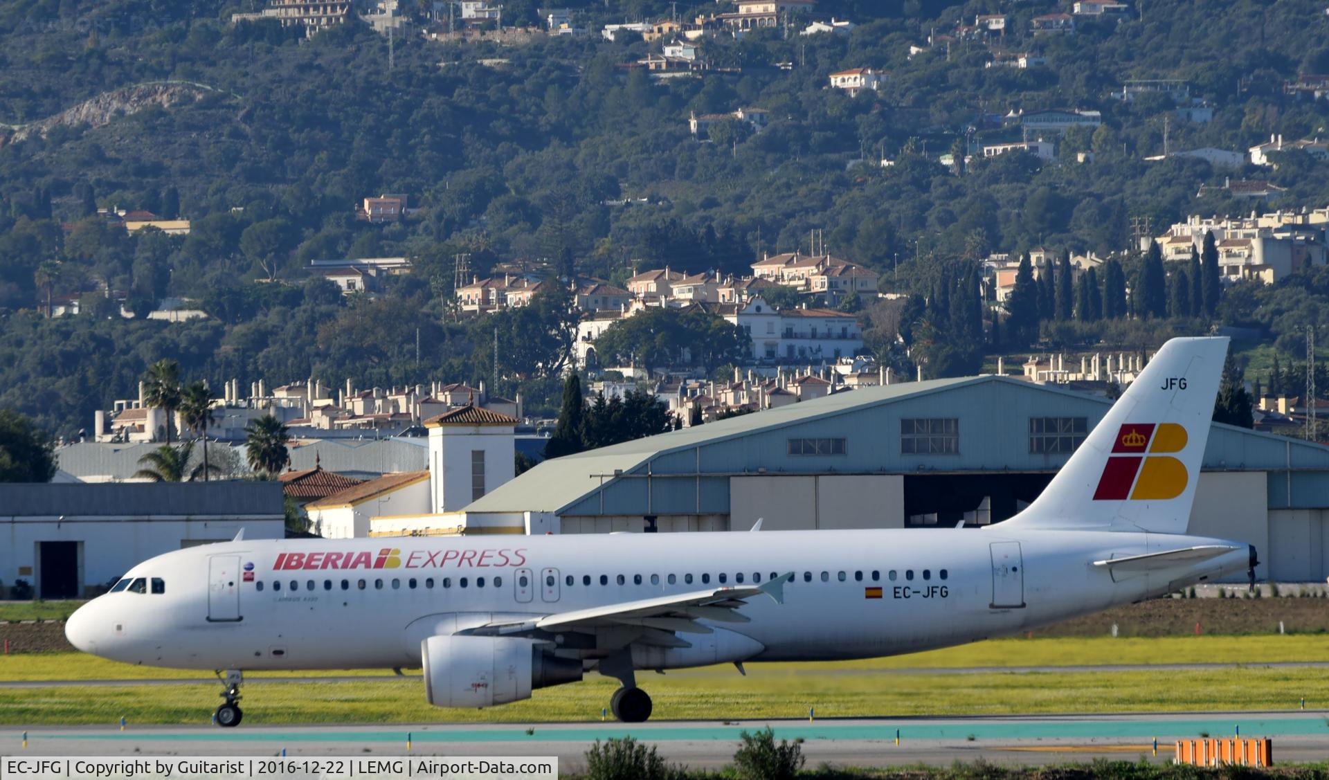 EC-JFG, 2004 Airbus A320-214 C/N 2143, At Malaga