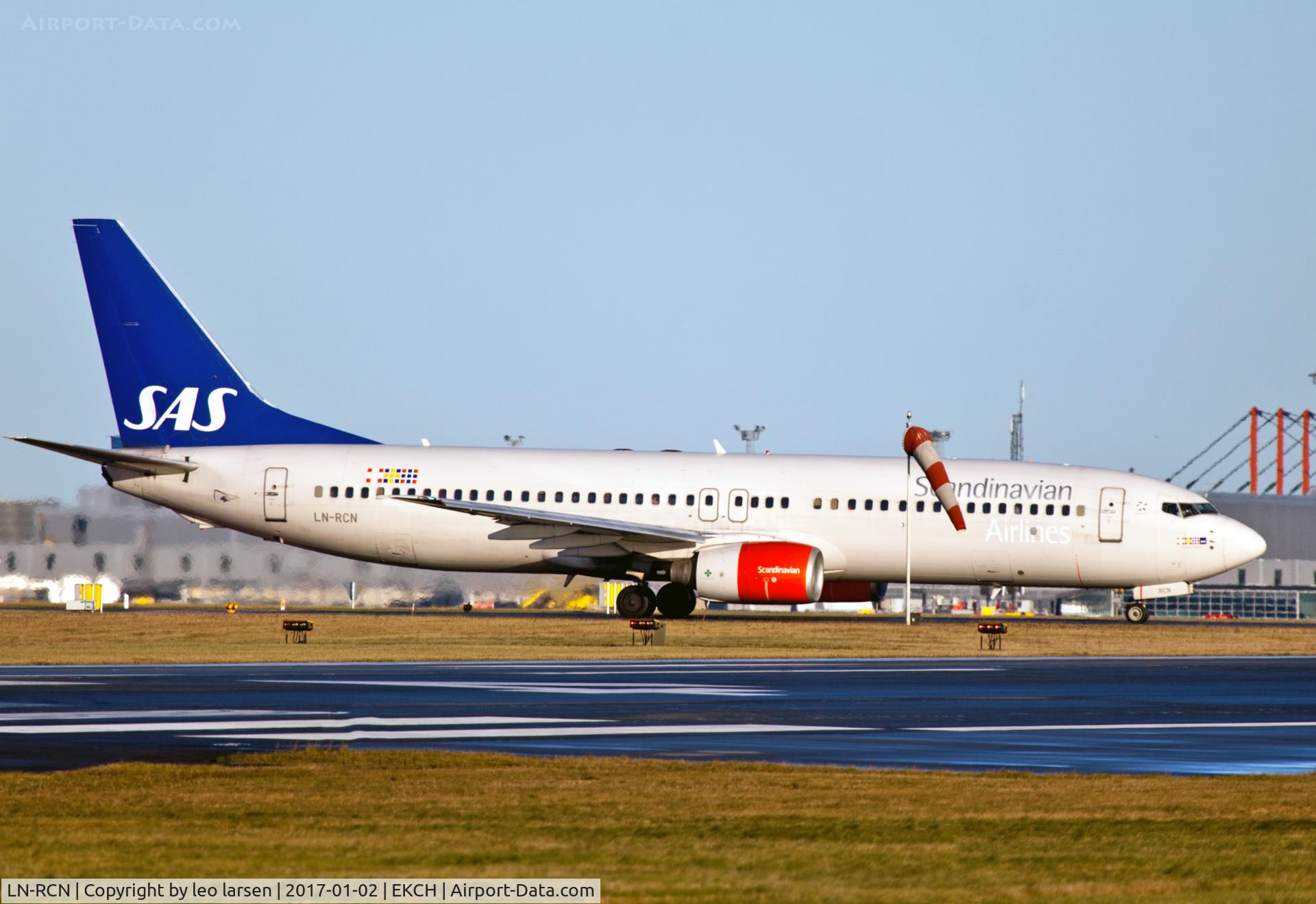 LN-RCN, 2000 Boeing 737-883 C/N 28318, Copenhagen 2.1.17