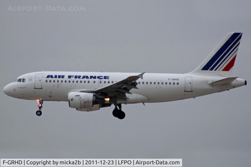 F-GRHD, 1999 Airbus A319-111 C/N 1000, Landing