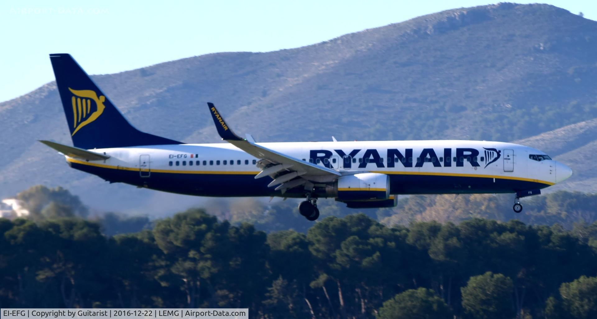 EI-EFG, 2009 Boeing 737-8AS C/N 35014, At Malaga