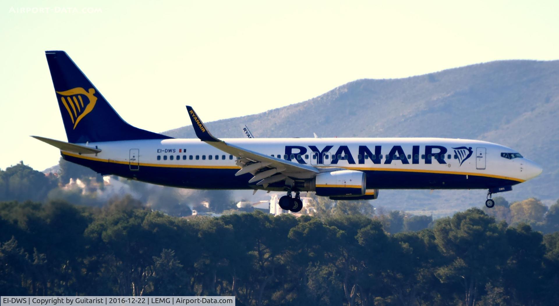 EI-DWS, 2007 Boeing 737-8AS C/N 33625, At Malaga