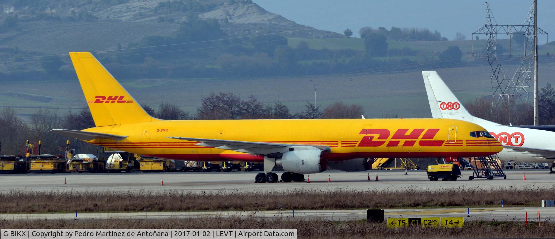 G-BIKX, 1986 Boeing 757-236/SF C/N 23493, Foronda - Vitoria-Gasteiz - España