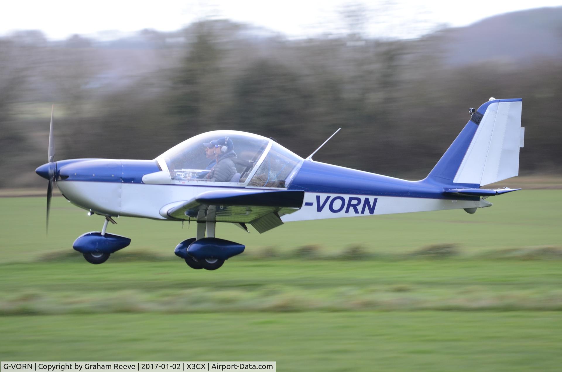 G-VORN, 2004 Aerotechnik EV-97 Eurostar C/N PFA 315-14299, Landing at Northrepps.