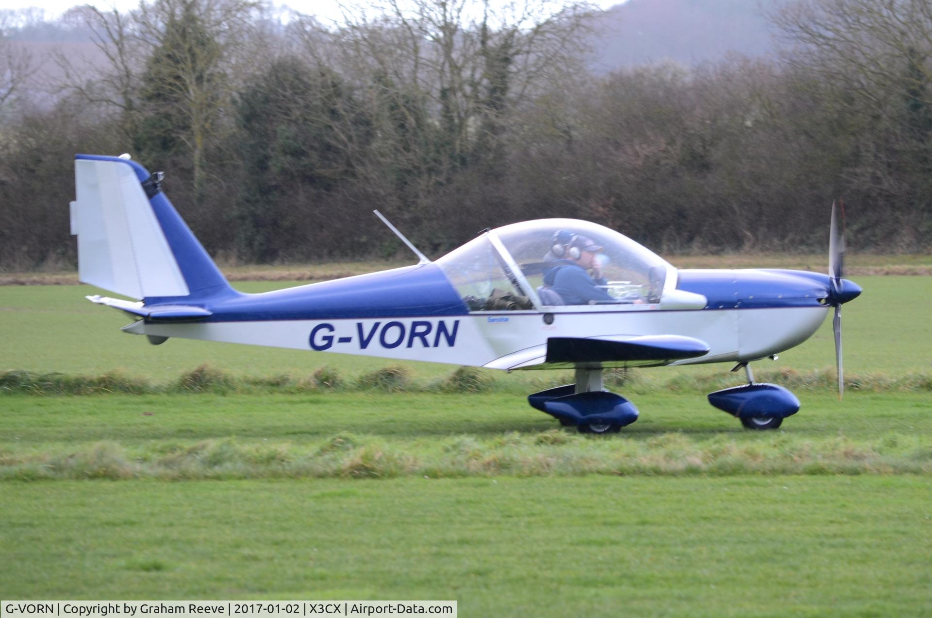 G-VORN, 2004 Aerotechnik EV-97 Eurostar C/N PFA 315-14299, Just landed at Northrepps.