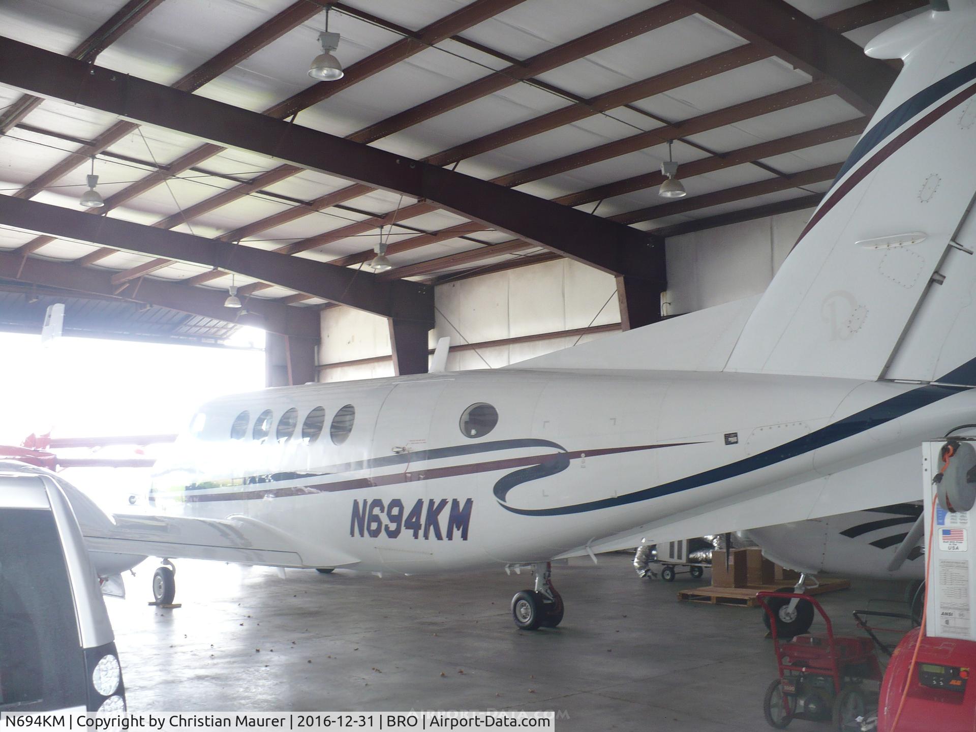 N694KM, 2006 Raytheon B200 King Air C/N BB-1922, King Air 200