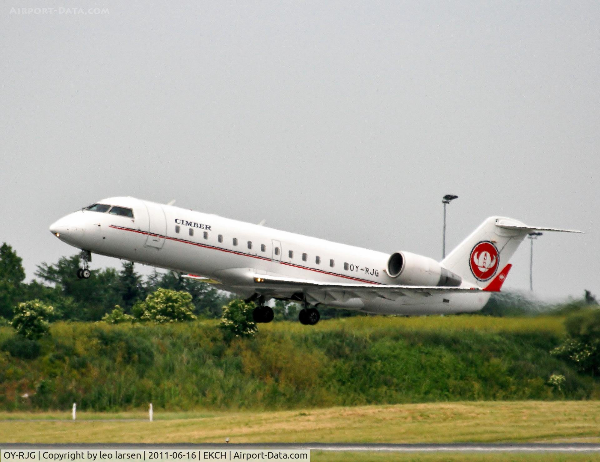 OY-RJG, 1996 Canadair CRJ-200LR (CL-600-2B19) C/N 7104, Copenhagen 16.6.11