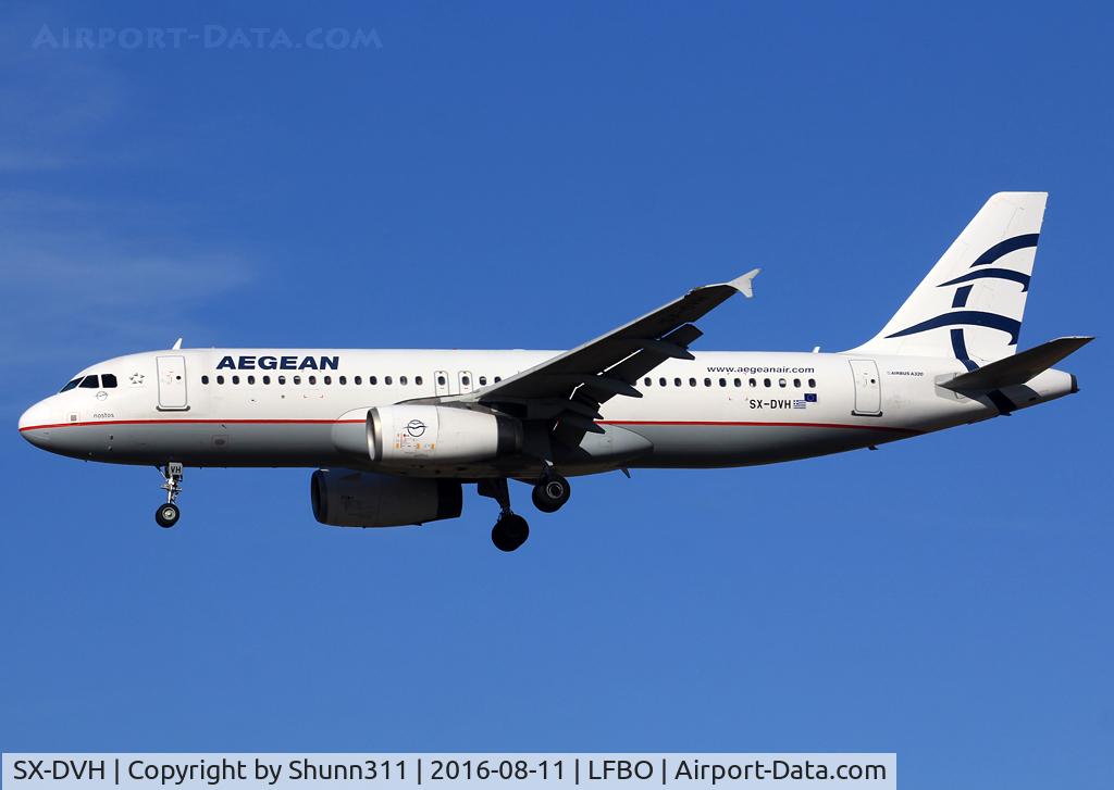 SX-DVH, 2007 Airbus A320-232 C/N 3066, Landing rwy 32L