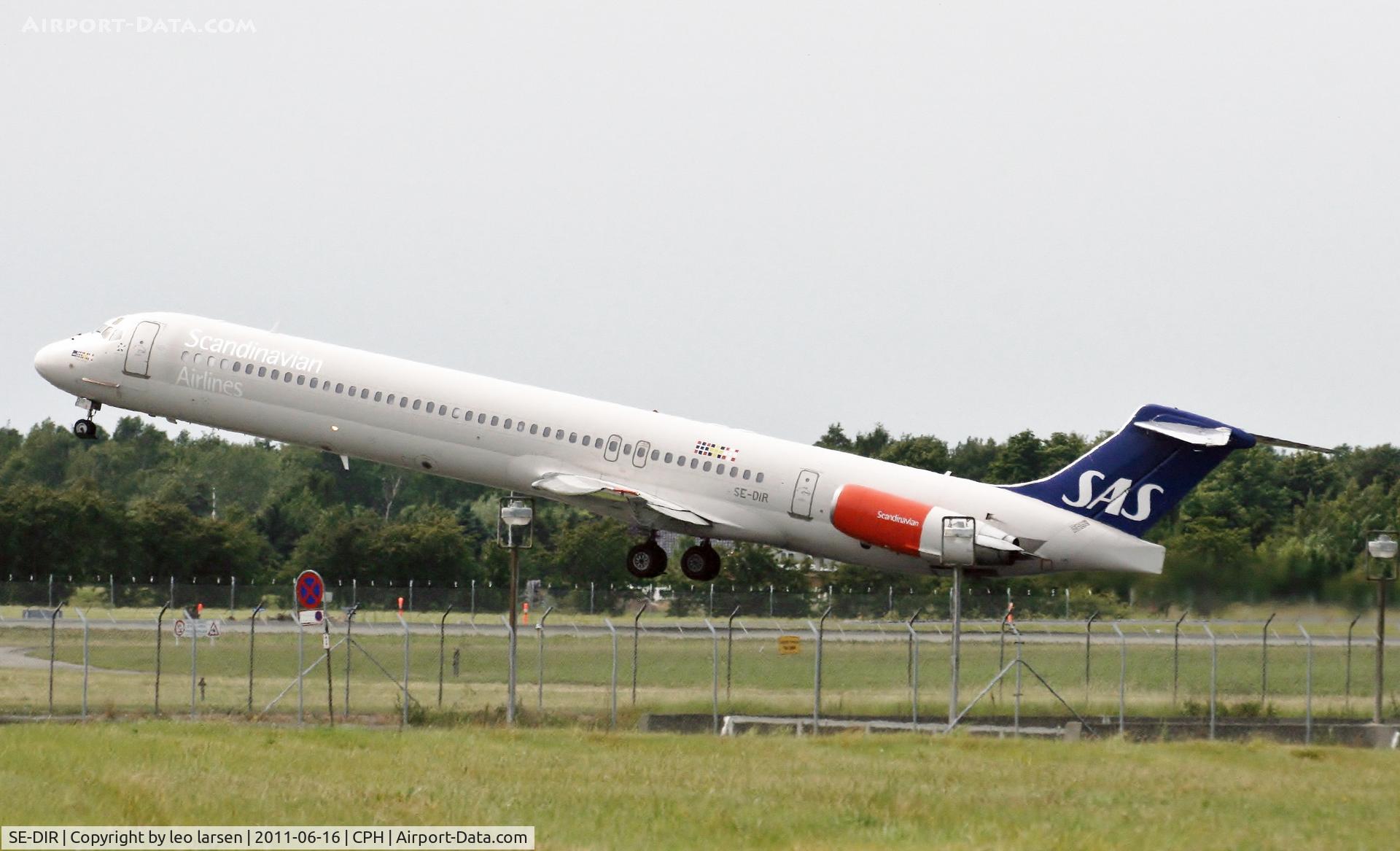 SE-DIR, 1991 McDonnell Douglas MD-82 (DC-9-82) C/N 53004, Copenhagen 16.6.11