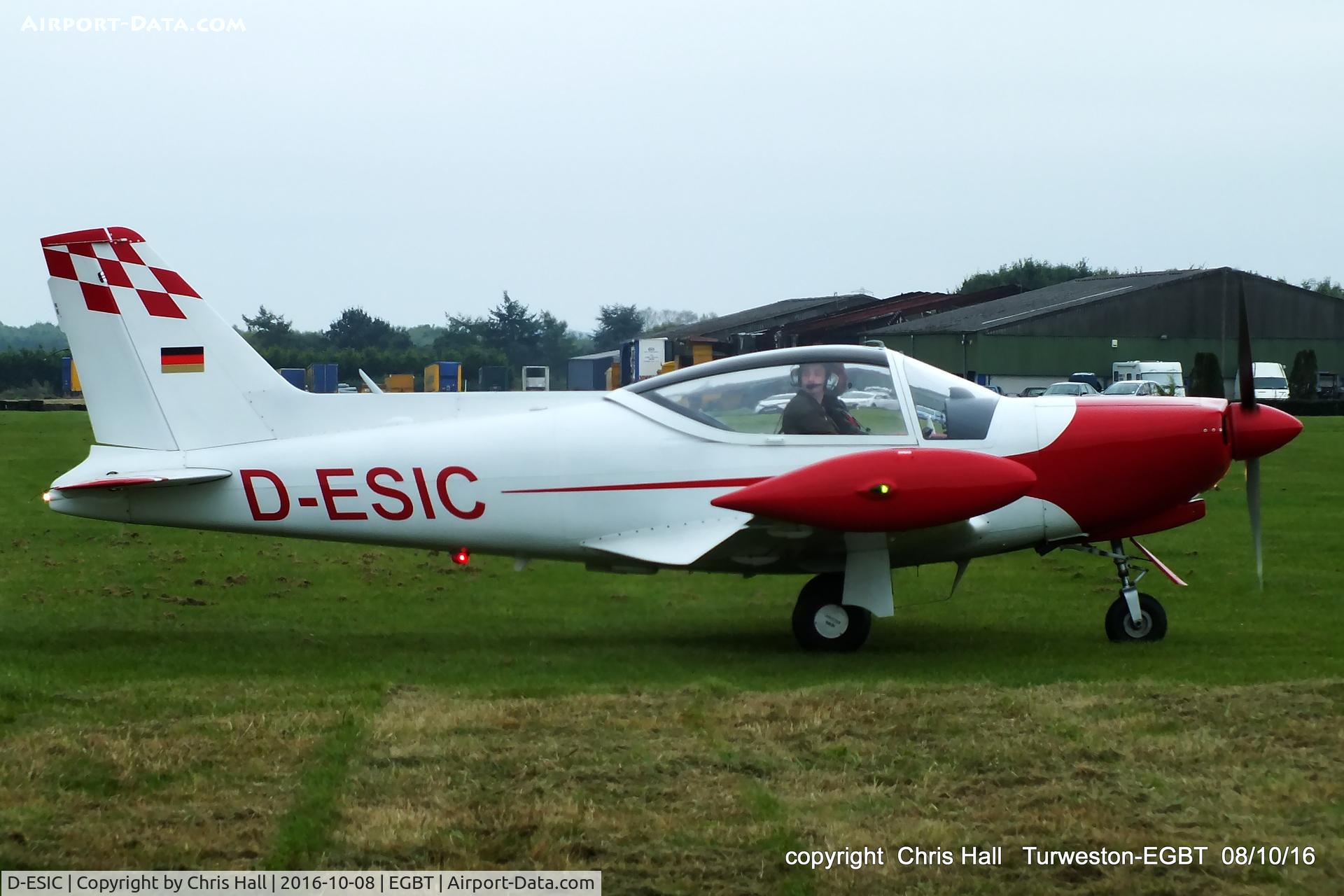 D-ESIC, 1966 SIAI-Marchetti F-260 C/N 102, at Turweston