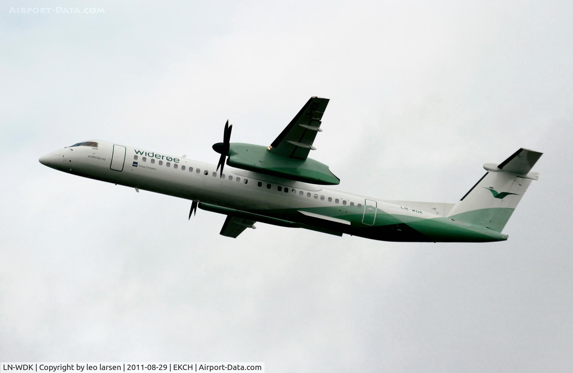 LN-WDK, 2010 De Havilland Canada DHC-8-402Q Dash 8 C/N 4337, Copenhagen 29.8.11