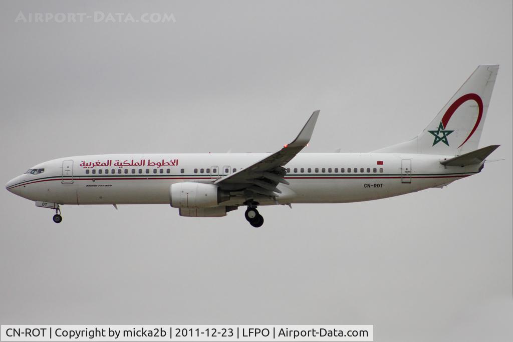 CN-ROT, 2009 Boeing 737-8B6 C/N 33068, Landing