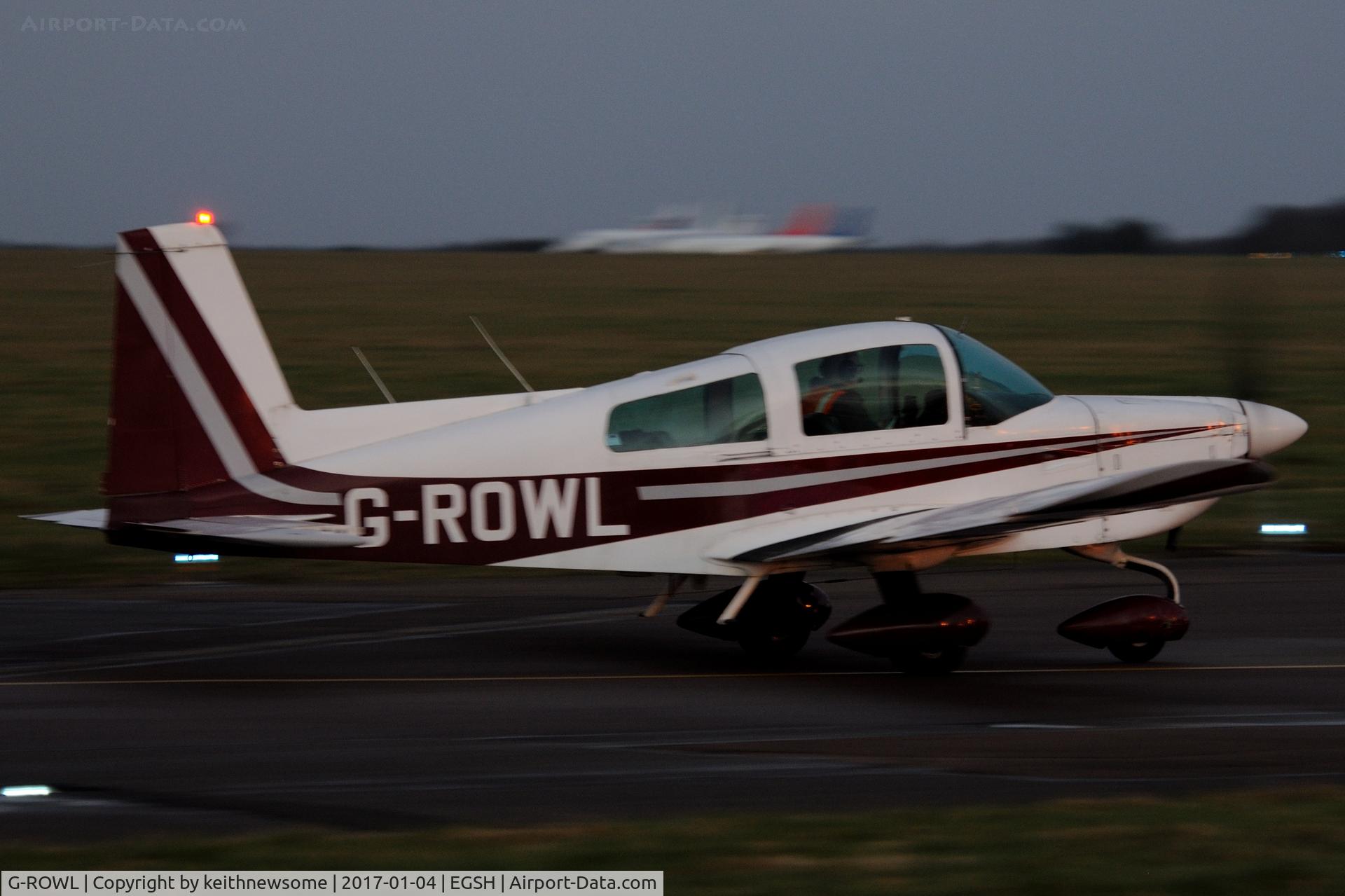G-ROWL, 1977 Grumman American AA-5B Tiger C/N AA5B-0595, Evening Leaving.