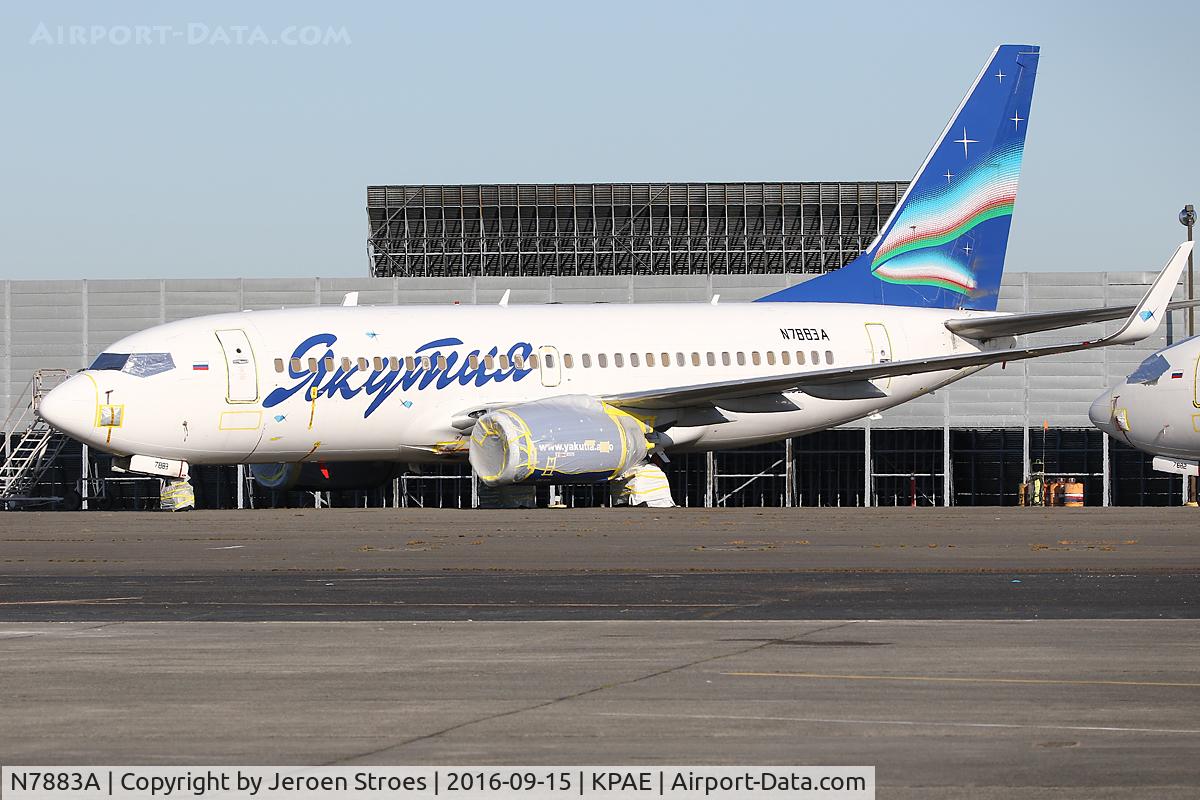 N7883A, 2001 Boeing 737-76Q C/N 30277, new for southwest
