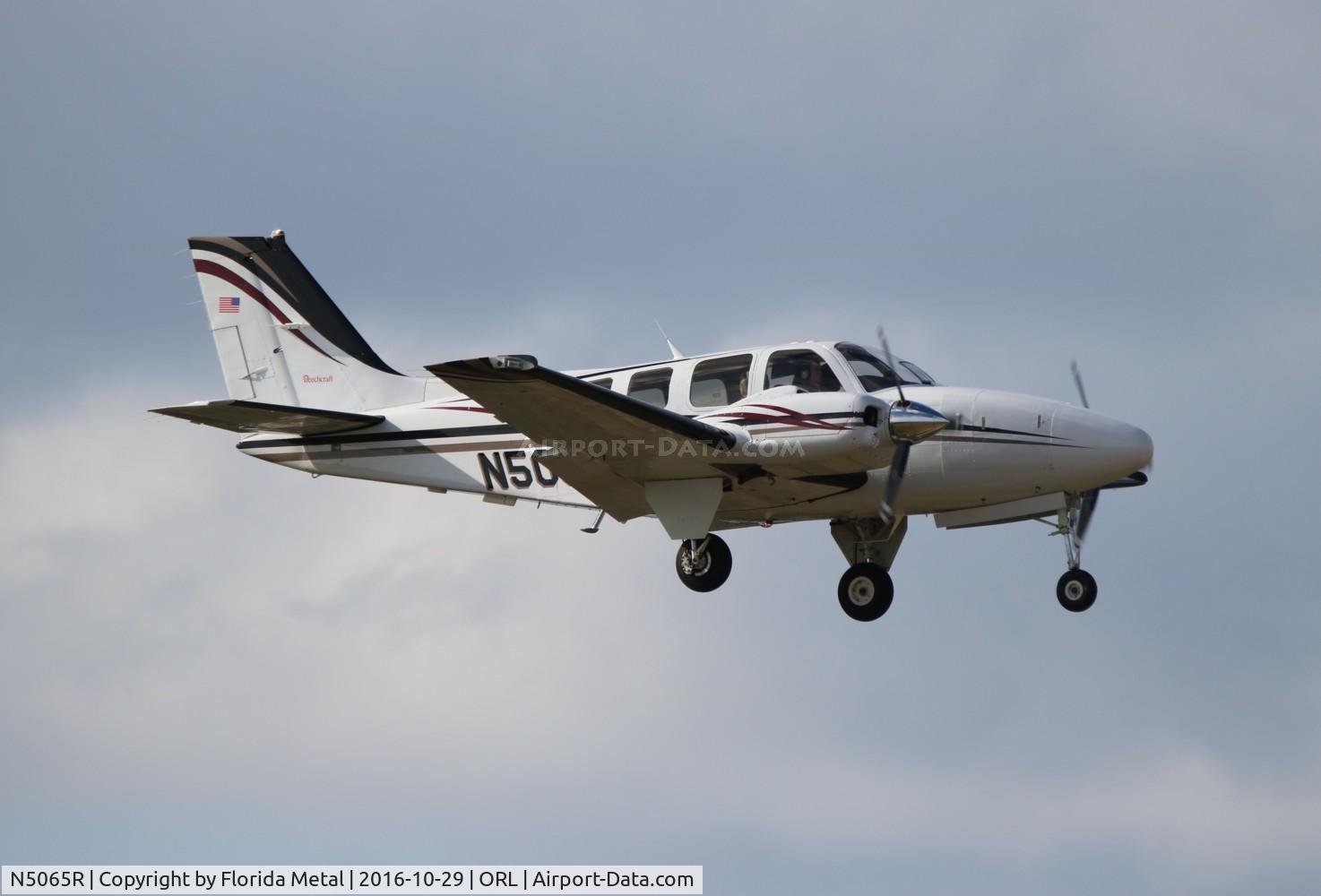 N5065R, 2002 Raytheon Aircraft Company 58 C/N TH-2040, Baron 58