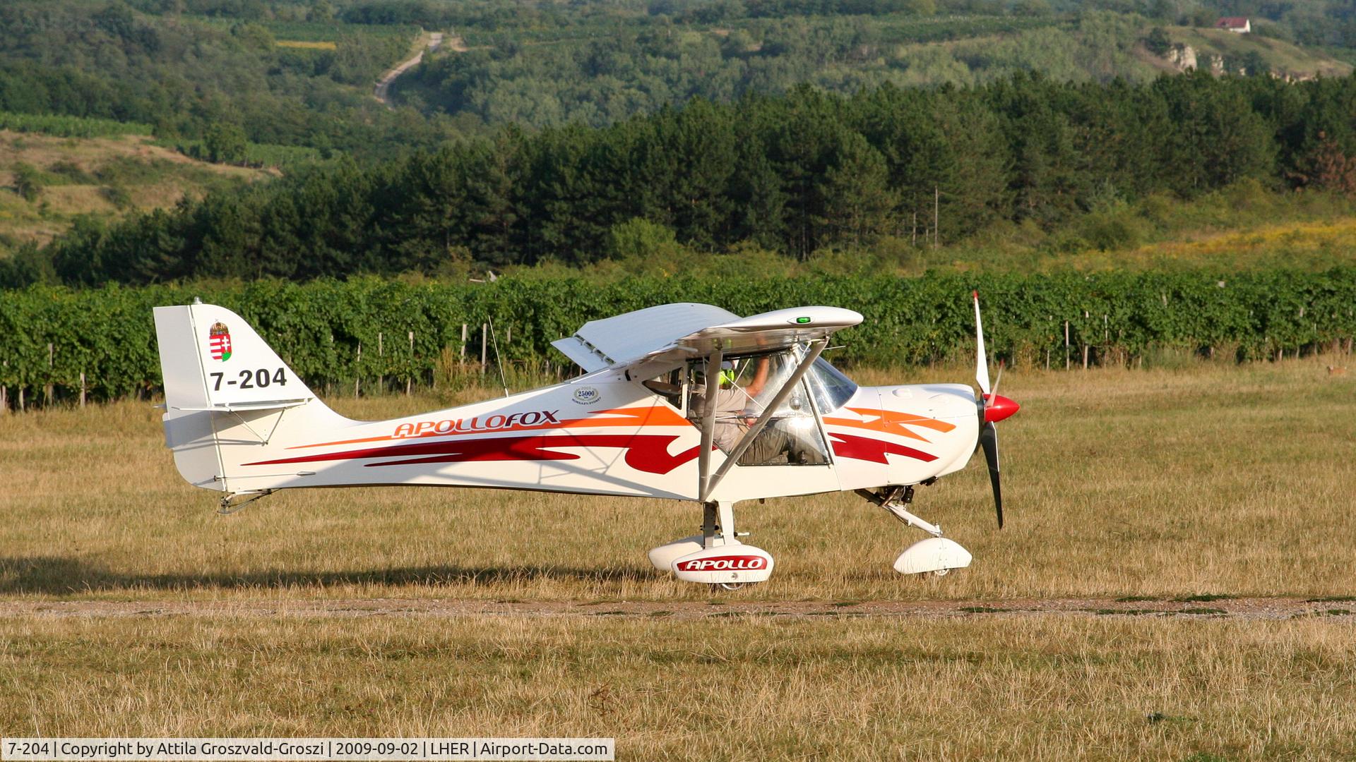 7-204, Apollo Fox C/N 060908, Eger, Apollo Airport, Hungary
