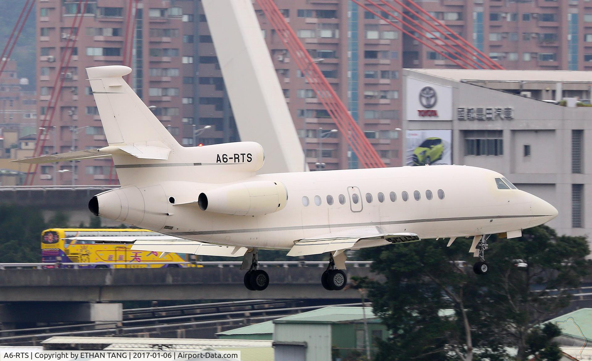 A6-RTS, 2005 Dassault Falcon 900DX C/N 601, 2017-0105 13:40