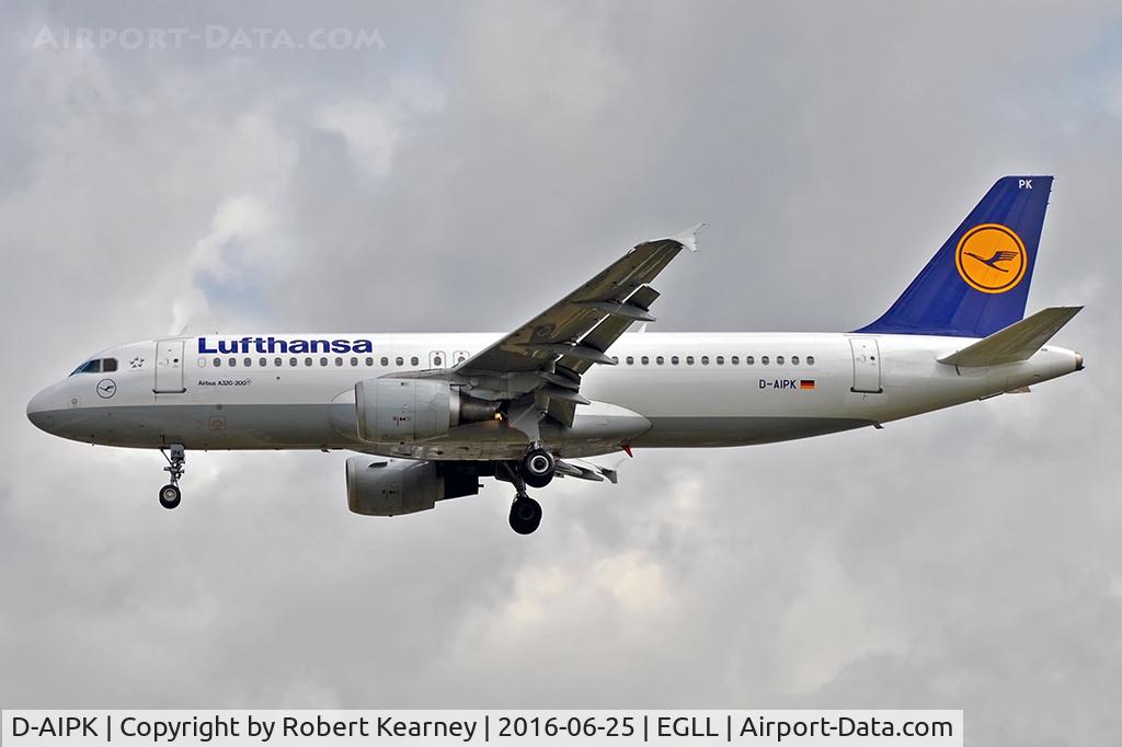 D-AIPK, 1989 Airbus A320-211 C/N 0093, Arriving 27L