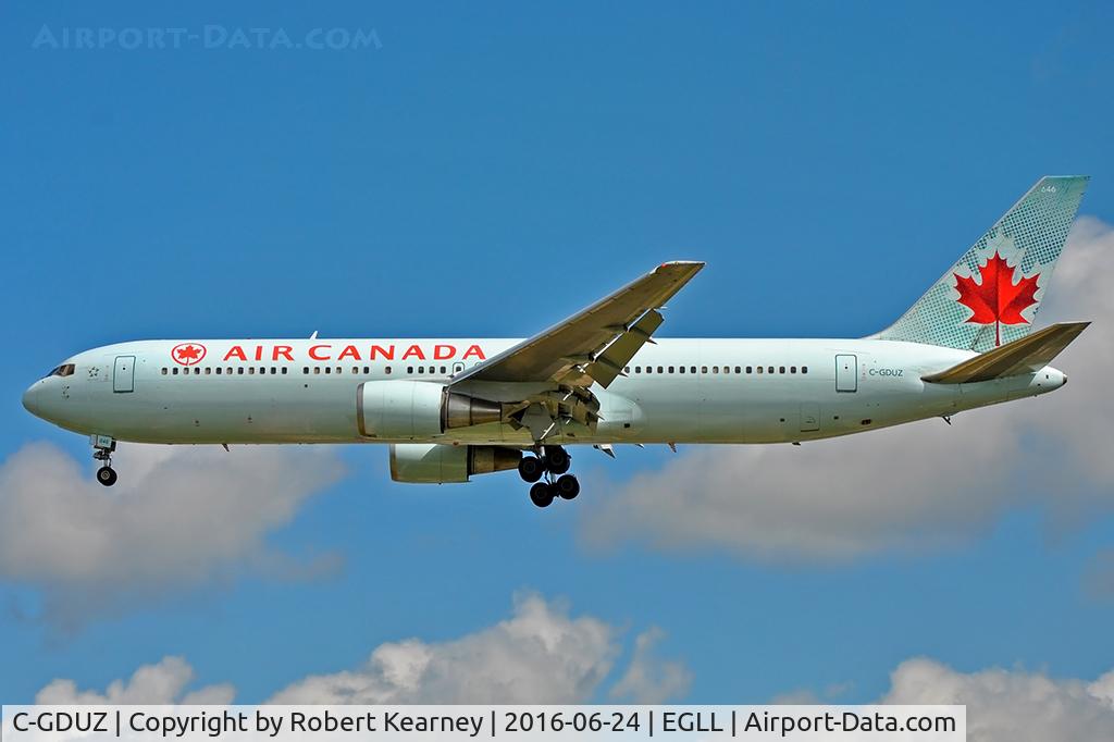 C-GDUZ, 1991 Boeing 767-38E C/N 25347, Arriving 27L
