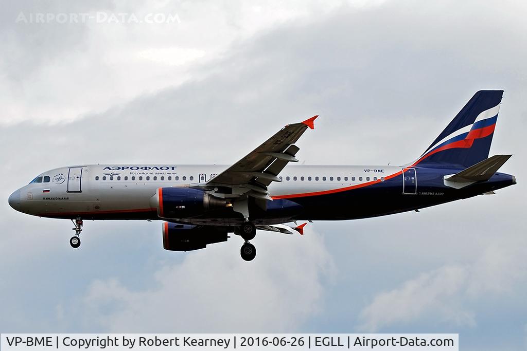 VP-BME, 2008 Airbus A320-214 C/N 3699, Arriving 27L