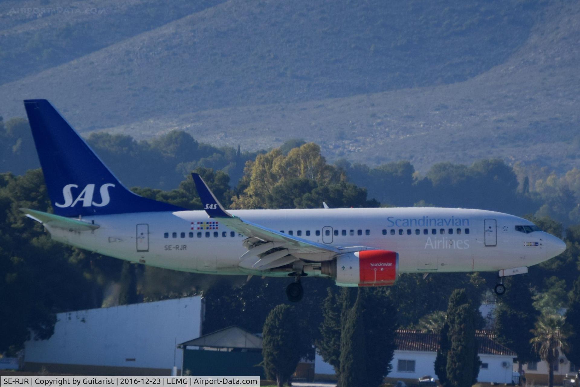 SE-RJR, 2004 Boeing 737-76N C/N 33420, At Malaga