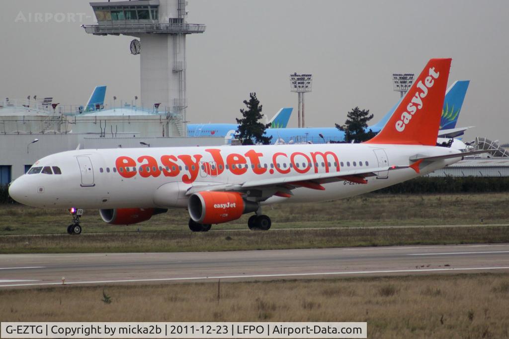 G-EZTG, 2009 Airbus A320-214 C/N 3946, Taxiing