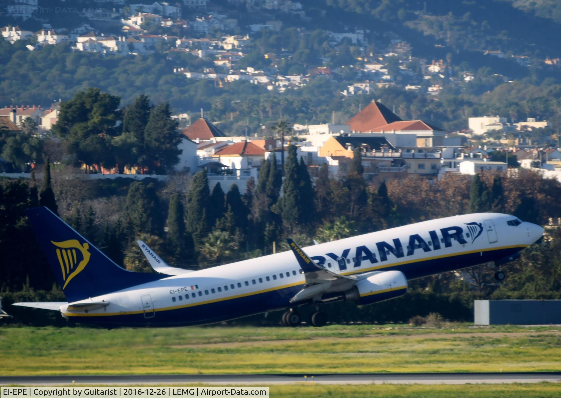 EI-EPE, 2011 Boeing 737-8AS C/N 34984, At Malaga