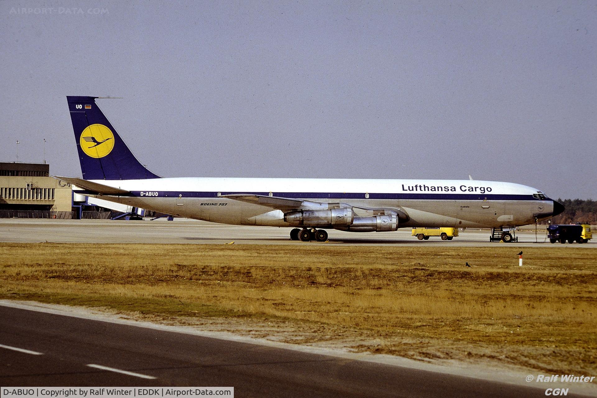 D-ABUO, 1969 Boeing 707-330C C/N 20124, Boeing 707-330C - Lufthansa Cargo 'Australia' - D-ABUO - 02.1978 - CGN - From a slide
