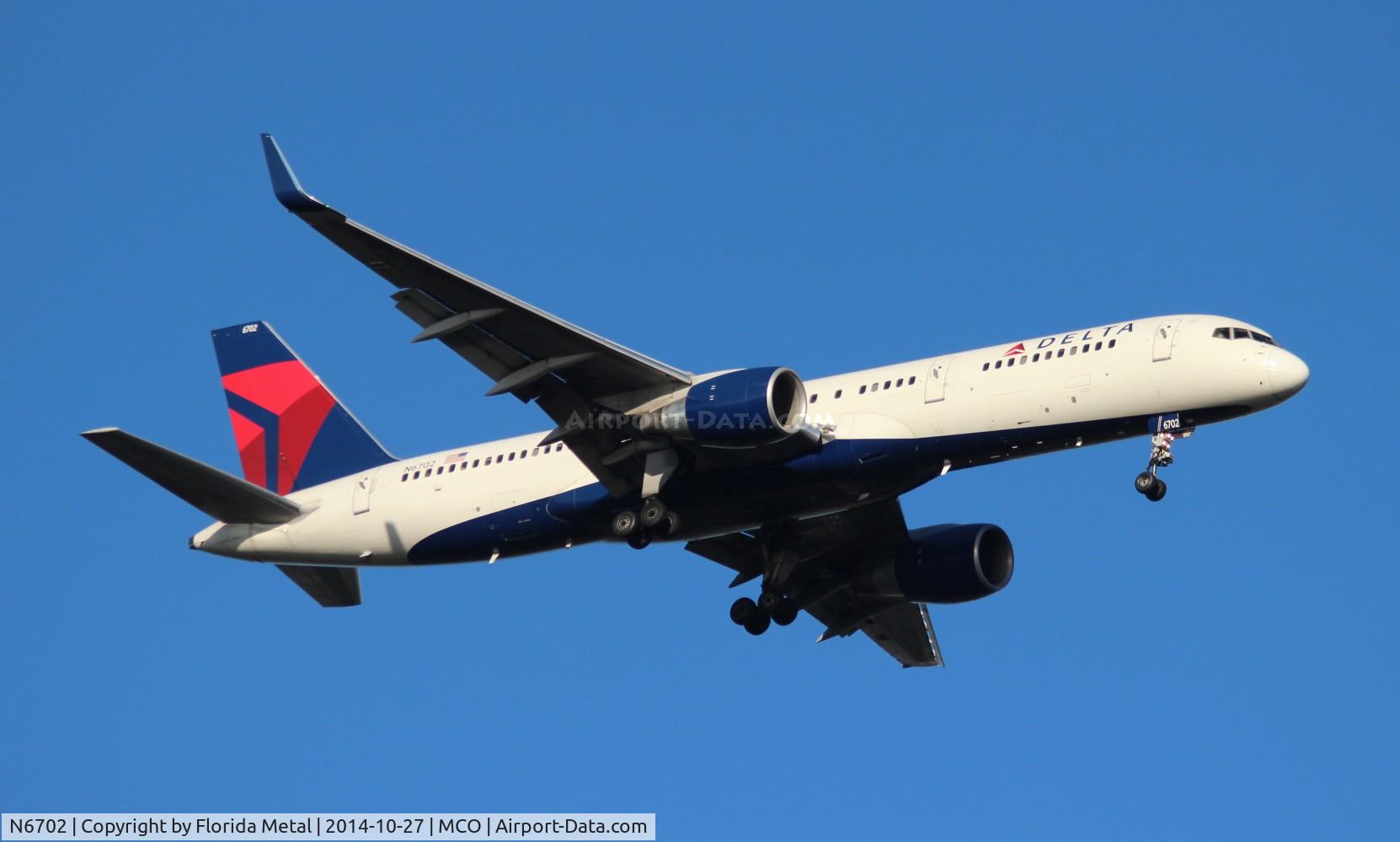 N6702, 1999 Boeing 757-232 C/N 30188, Delta