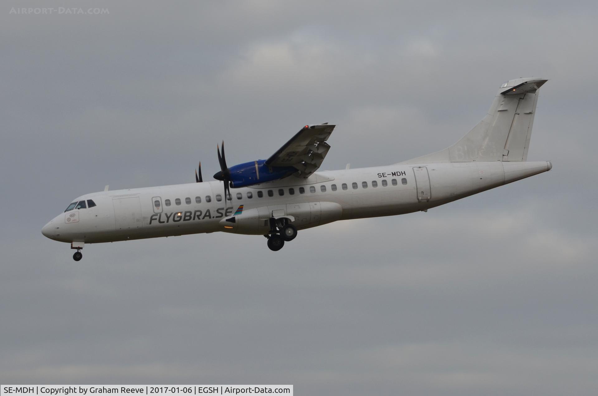 SE-MDH, 2010 ATR 72-212A C/N 917, Landing at Norwich.
