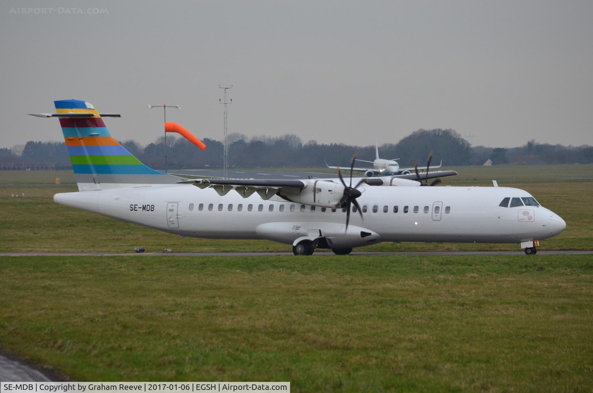 SE-MDB, 2008 ATR 72-212A C/N 822, Departing after having some colour added.