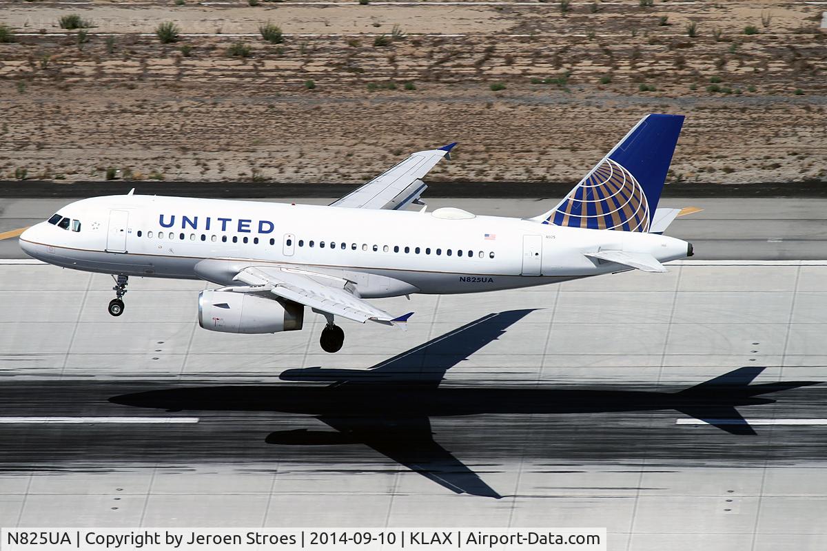 N825UA, 1999 Airbus A319-131 C/N 980, at klax