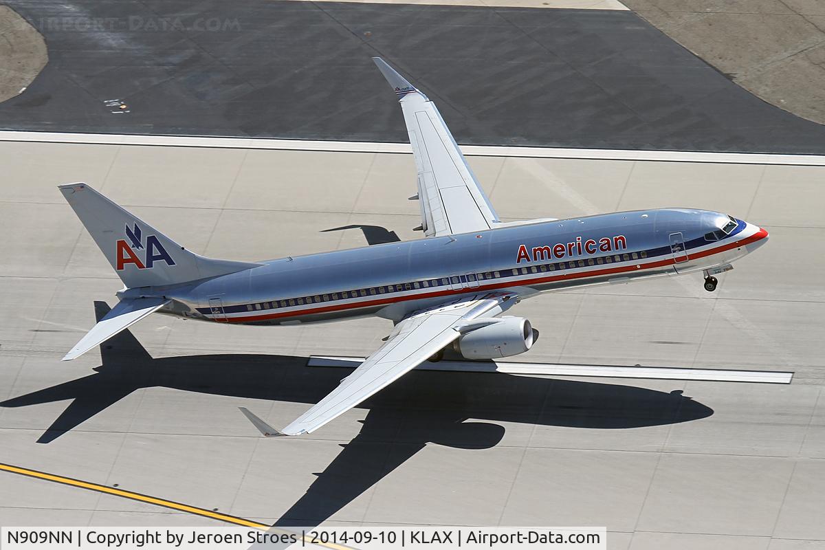 N909NN, 2012 Boeing 737-823 C/N 31159, at KLAX