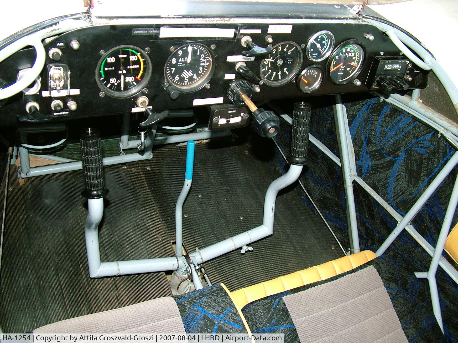 HA-1254, 1973 Scheibe SF-25C Falke C/N 4447, Börgönd Airport, Hungary