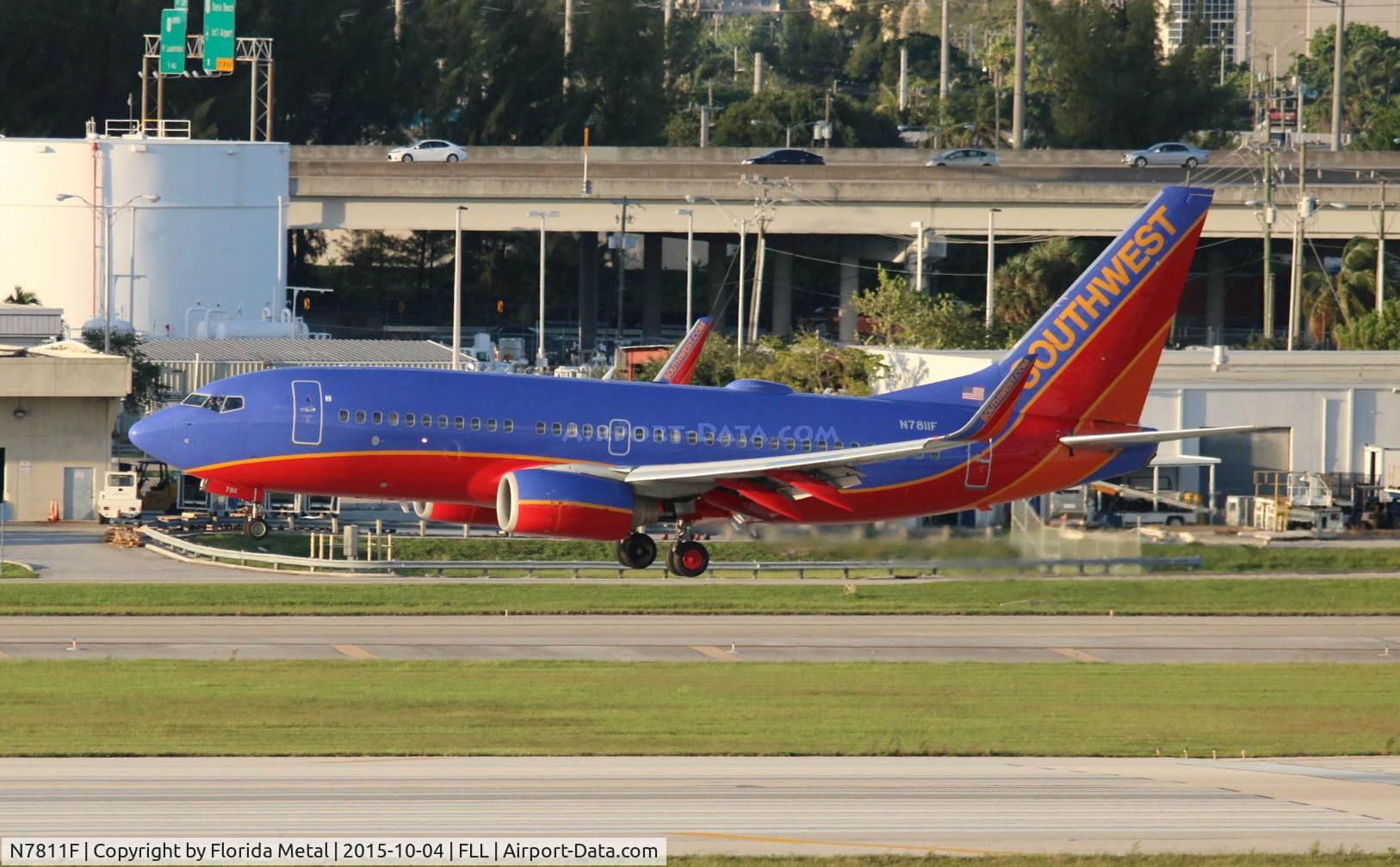 N7811F, 2001 Boeing 737-76N C/N 28654, Southwest
