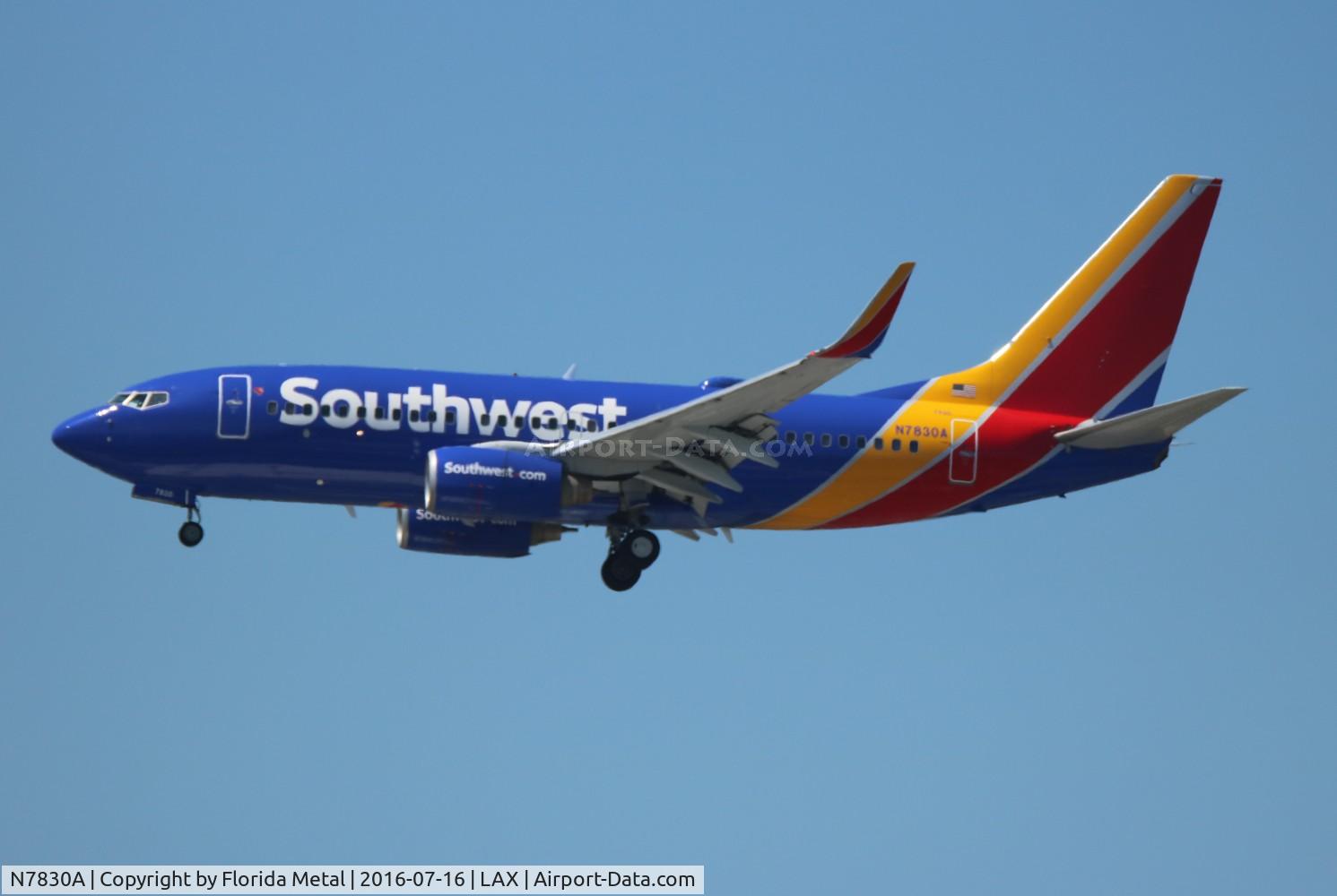 N7830A, 1999 Boeing 737-7L9 C/N 28008, Southwest