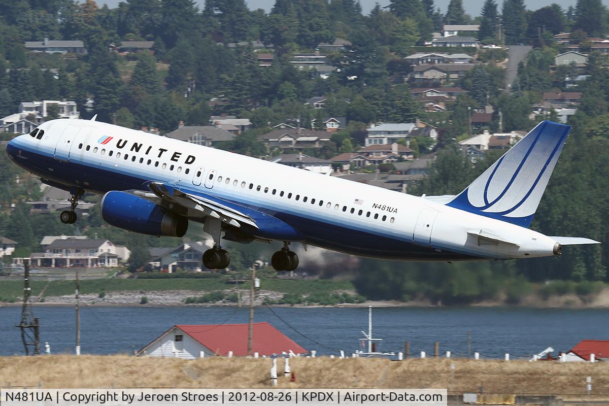 N481UA, 2001 Airbus A320-232 C/N 1559, portland