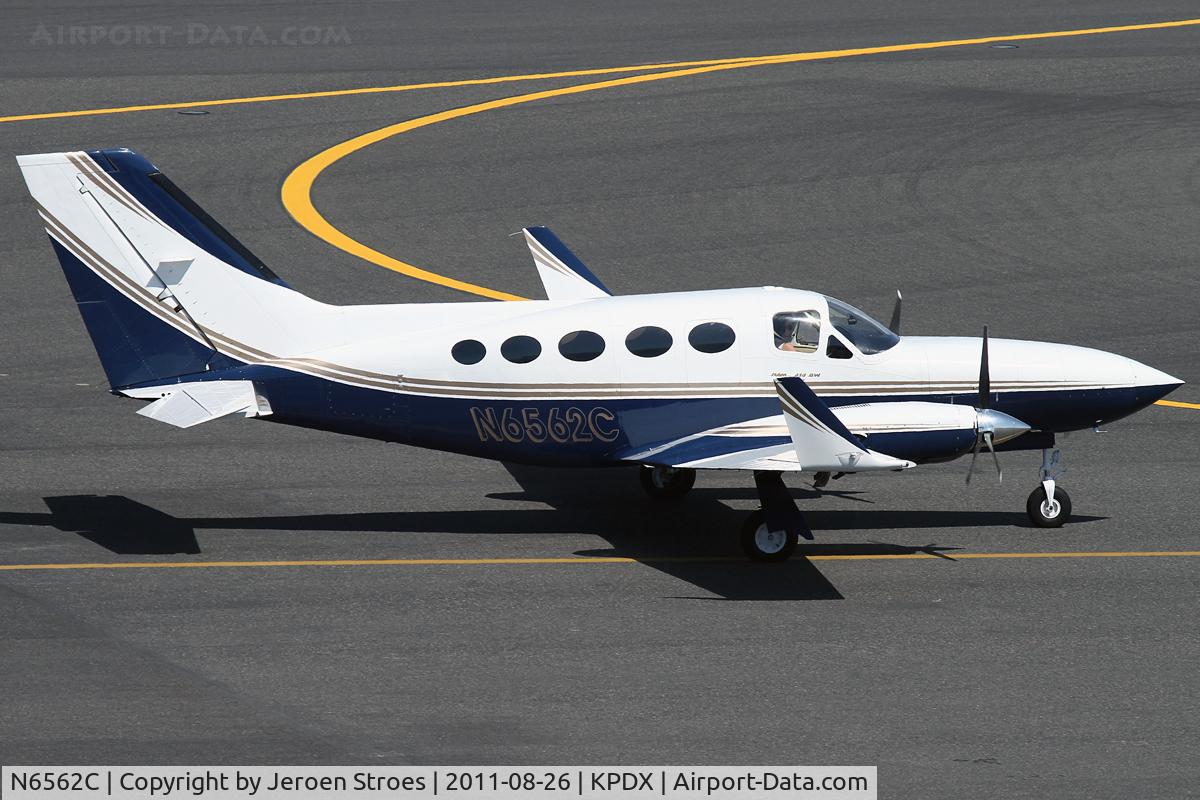 N6562C, 1978 Cessna 414A Chancellor C/N 414A0015, portland