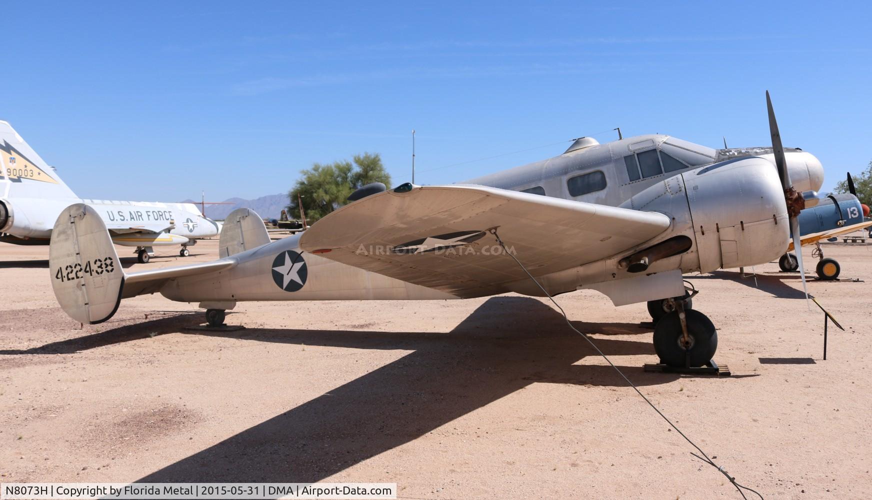 N8073H, Beech AT-7 C/N 42-2438, Beech AT-7