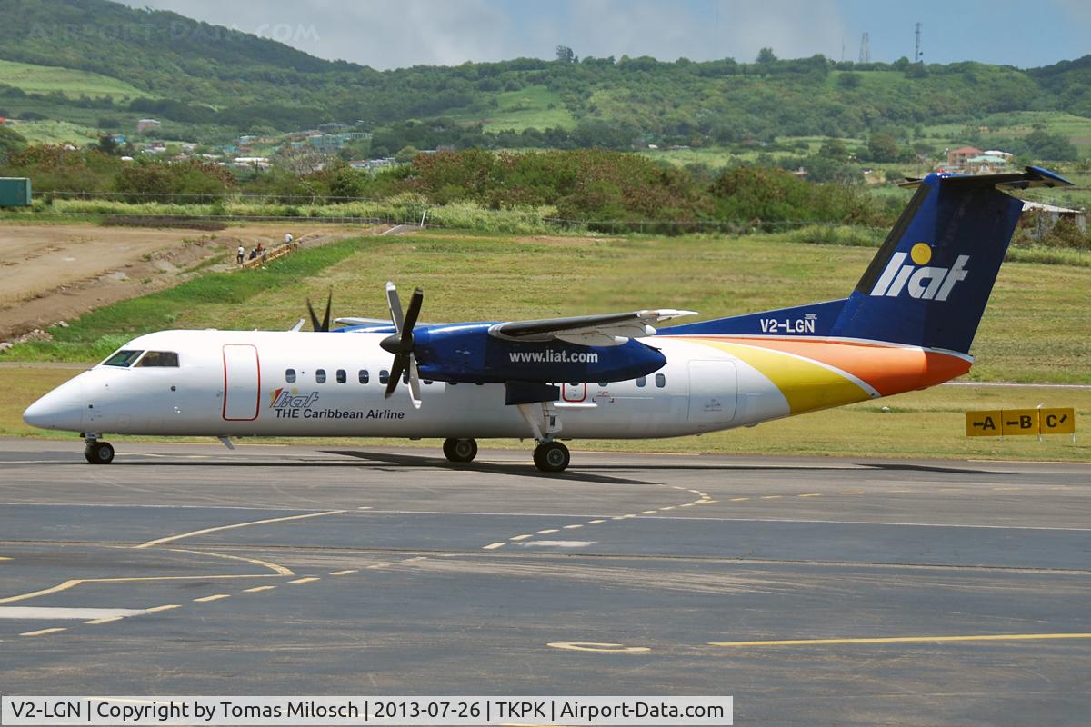 V2-LGN, 1990 De Havilland Canada DHC-8-311 Dash 8 C/N 230, Short stop on St. Kitts before departing to the final destination Charlestown on Nevis