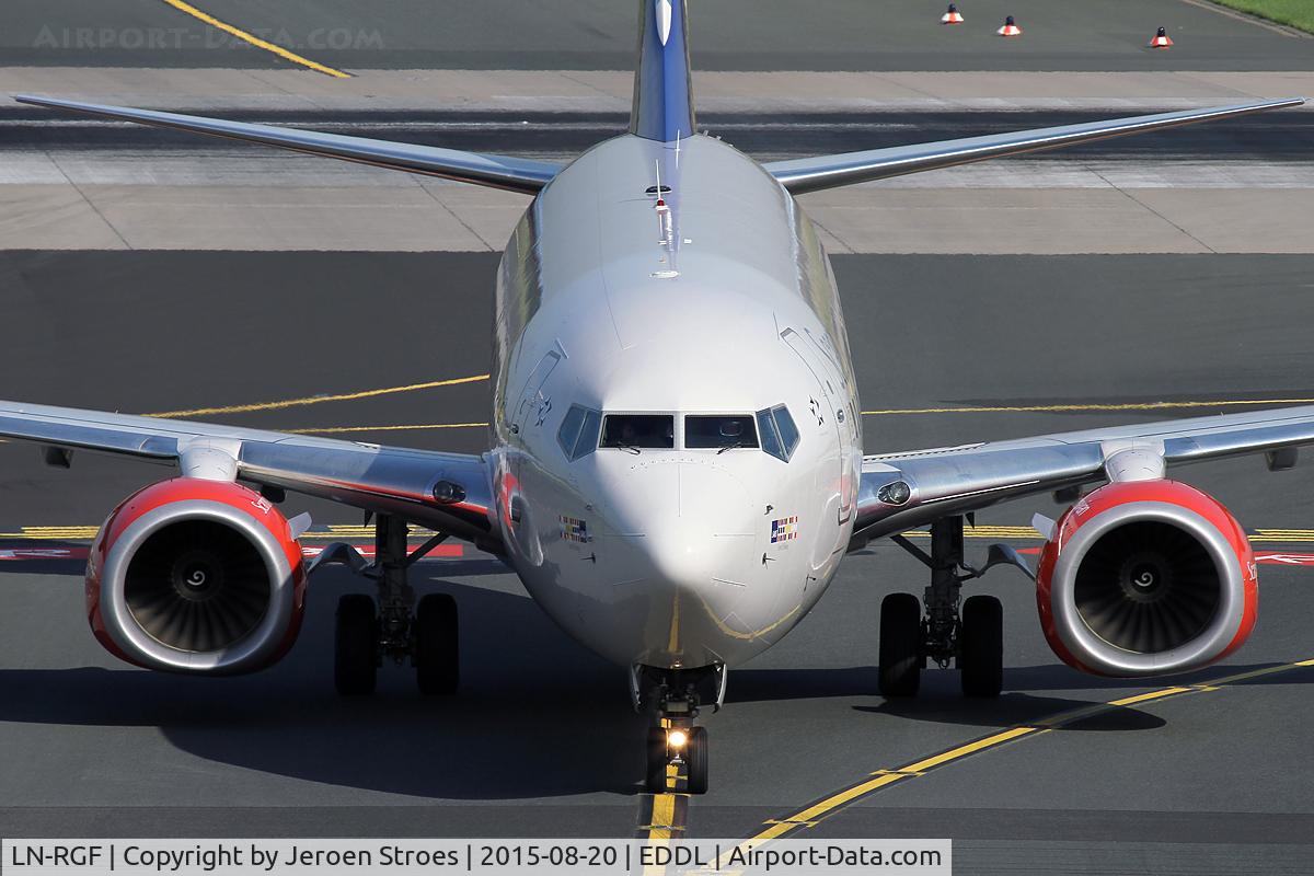 LN-RGF, 2013 Boeing 737-86N C/N 38038, dusseldorf