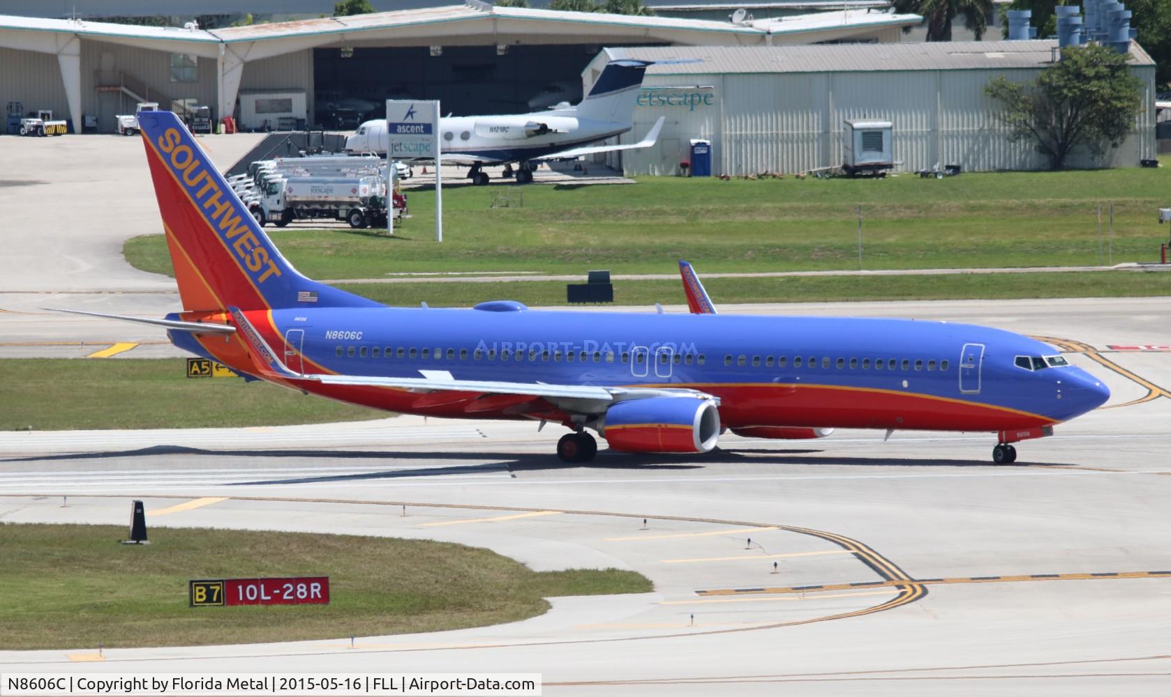 N8606C, 2013 Boeing 737-8H4 C/N 35964, Southwest