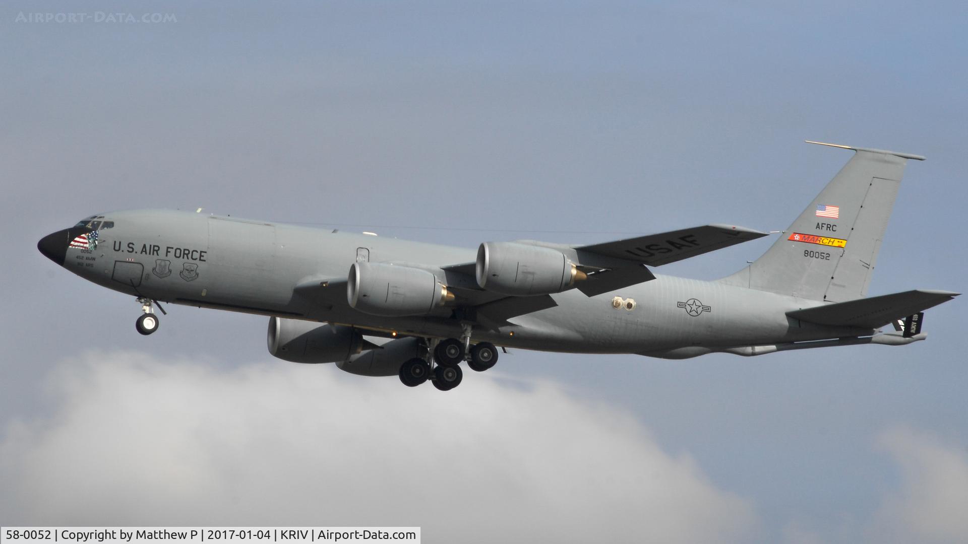 58-0052, 1958 Boeing KC-135R Stratotanker C/N 17797, RATS 32 Lifting off during pattern work.