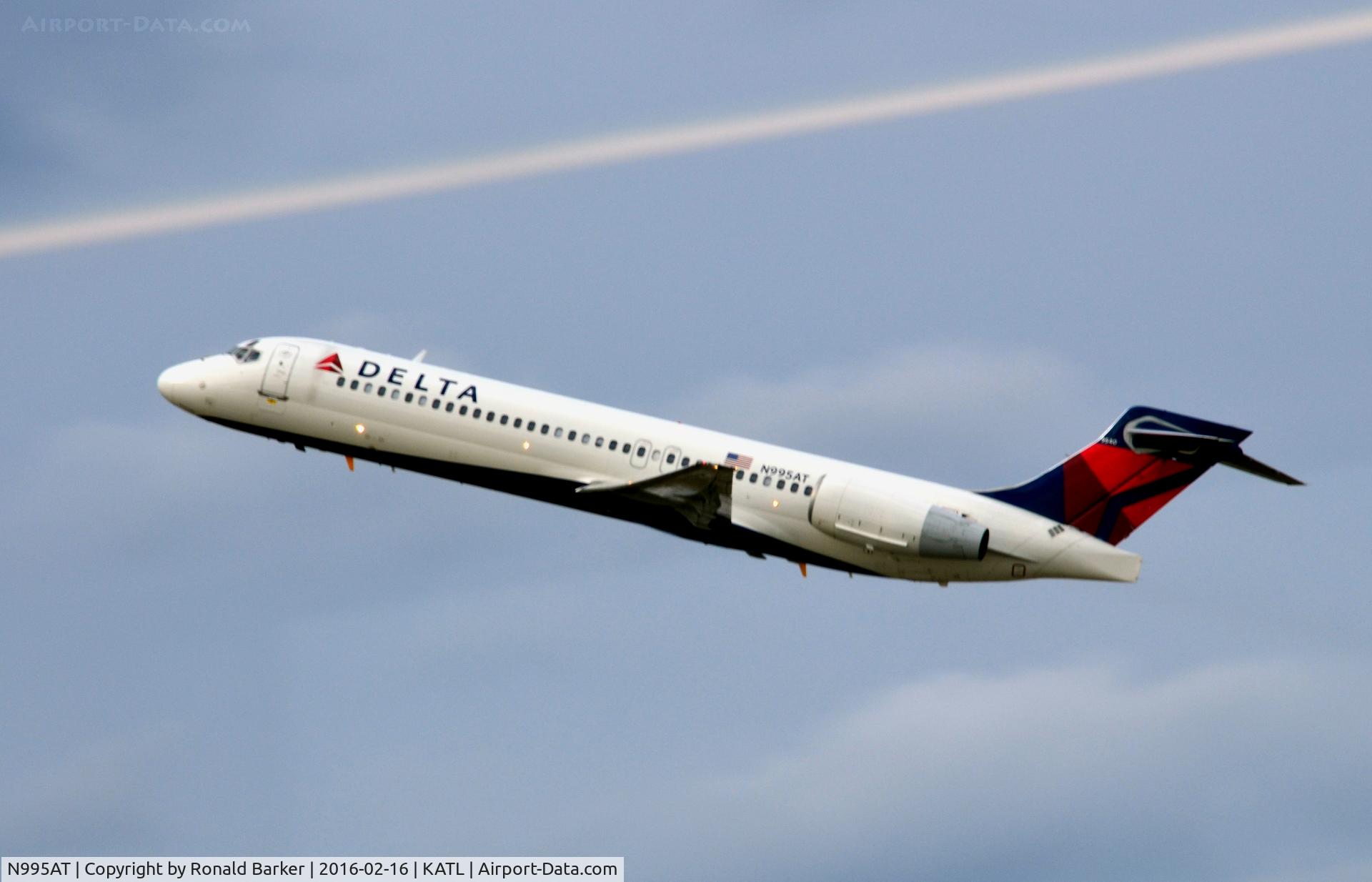 N995AT, 2002 Boeing 717-200 C/N 55139, Takeoff Atlanta