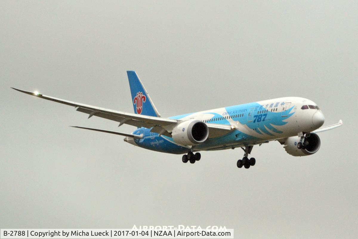 B-2788, 2014 Boeing 787-8 Dreamliner Dreamliner C/N 34932, Arrival on a rainy morning