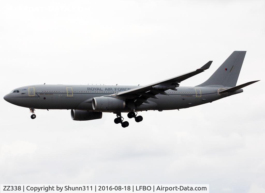 ZZ338, 2013 Airbus A330-243MRTT (KC3 Voyager) C/N 1419, Landing rwy 32L
