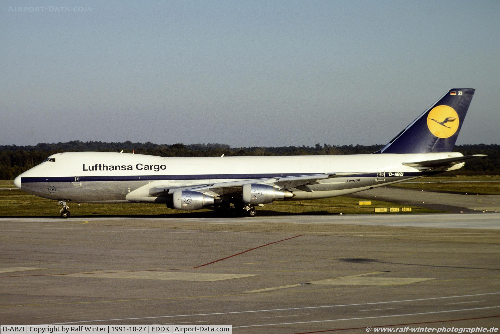 D-ABZI, 1988 Boeing 747-230F C/N 24138, Boeing 747-230F (SCD) - Lufthansa Cargo 'Australia' - D-ABZI - 27.10.1991 - CGN - From a slide