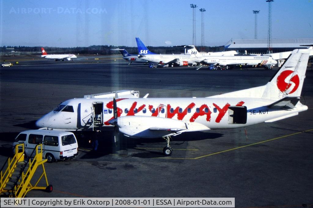 SE-KUT, 1987 Saab 340A Cargo C/N 340A-087, SE-KUT in ARN MAR00