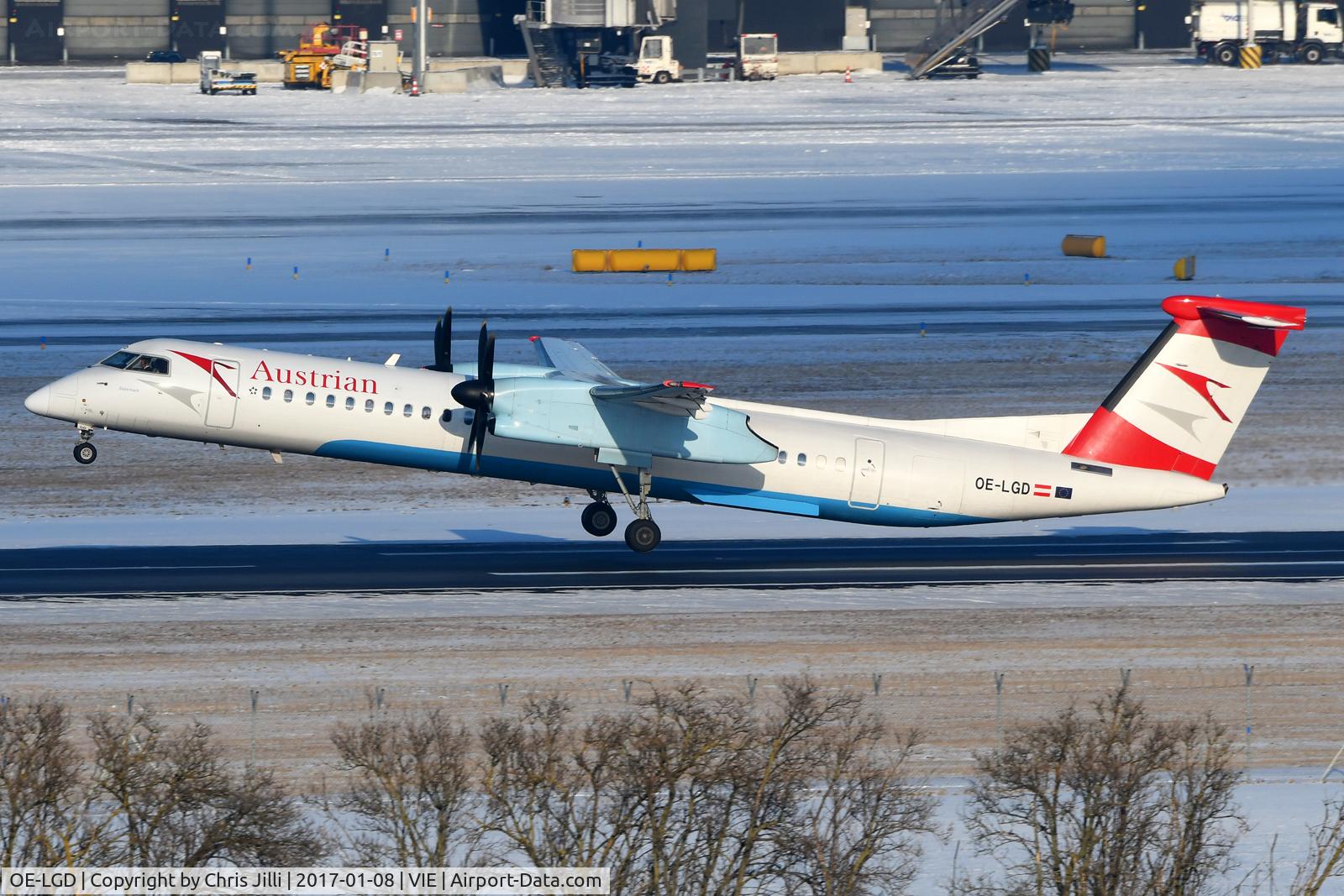 OE-LGD, 2000 De Havilland Canada DHC-8-402Q Dash 8 C/N 4027, Austrian Airlines
