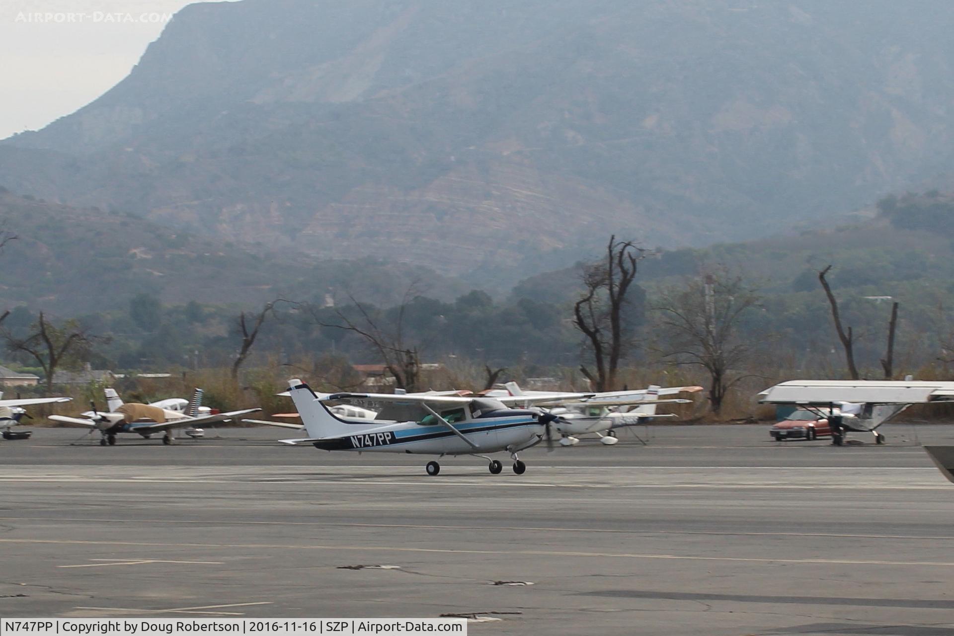 N747PP, 1980 Cessna 182R Skylane C/N R18201587, 1980 Cessna 182R SKYLANE, Lycoming IO-540-J3C5D 235 Hp, landing roll Rwy 22
