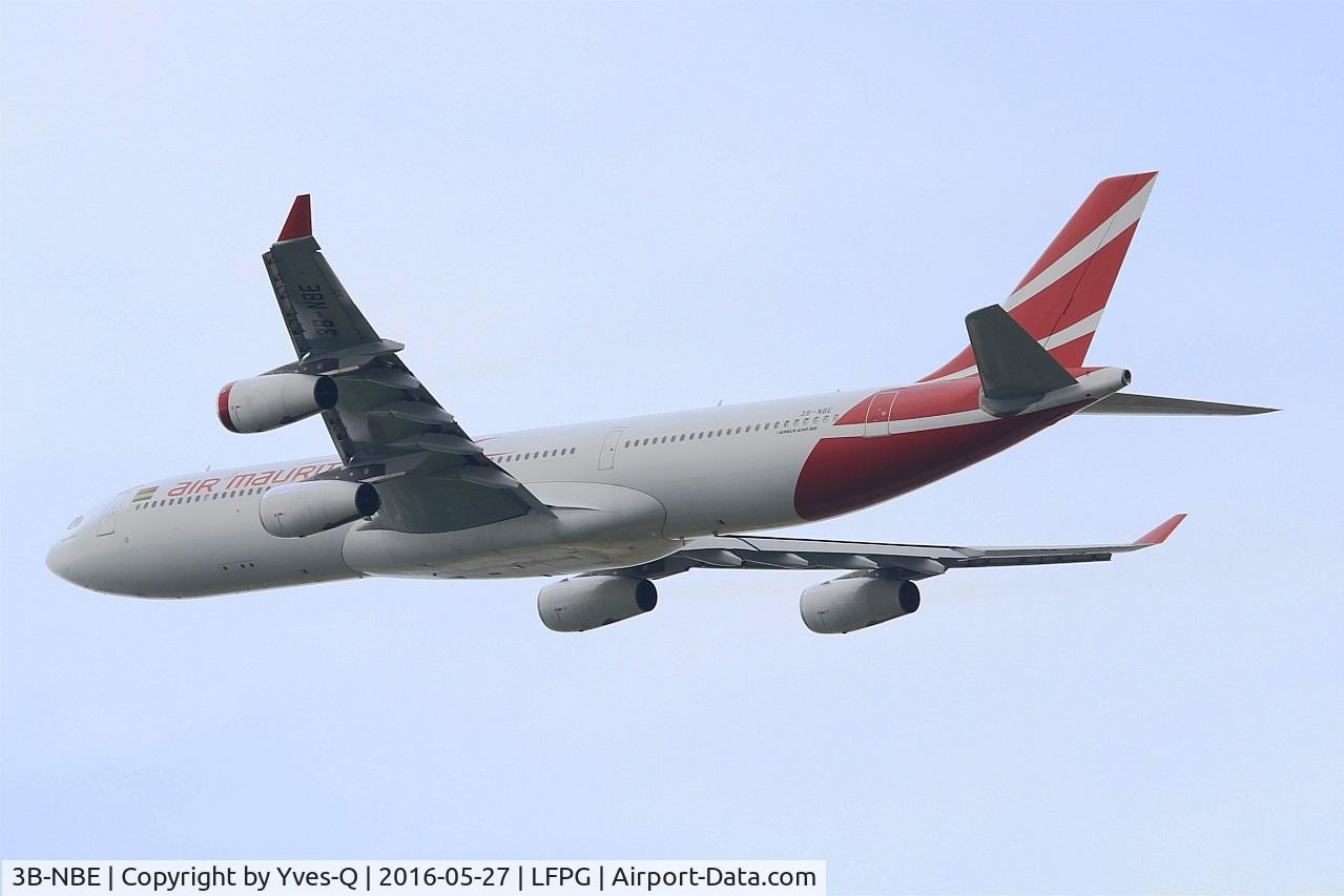 3B-NBE, 1999 Airbus A340-313 C/N 268, Airbus A340-313, Take off rwy 27L, Roissy Charles De Gaulle airport (LFPG-CDG)